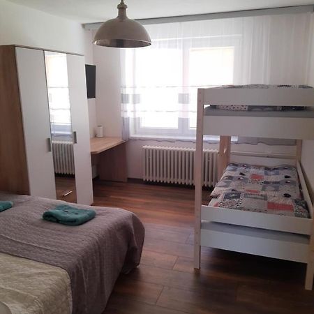 Apartman U Lidusky Breclav Luaran gambar